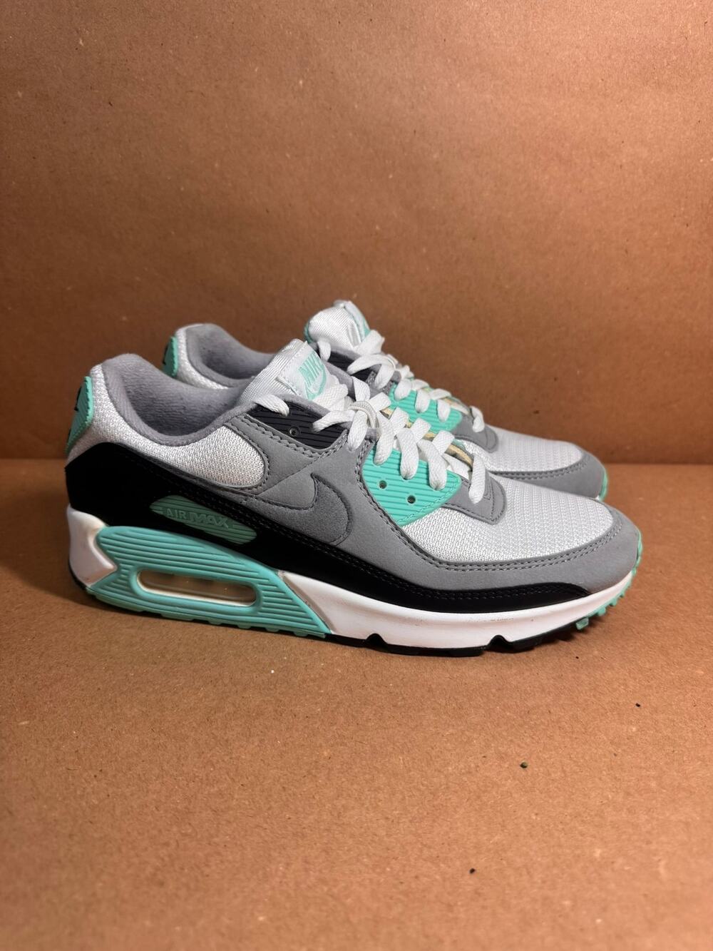 Nike Air Max 90 Men’s 8 Women’s 9.5 White Grey Turquoise CD0881-100